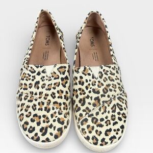 TOMS Animal Print Casual Slip-Ons